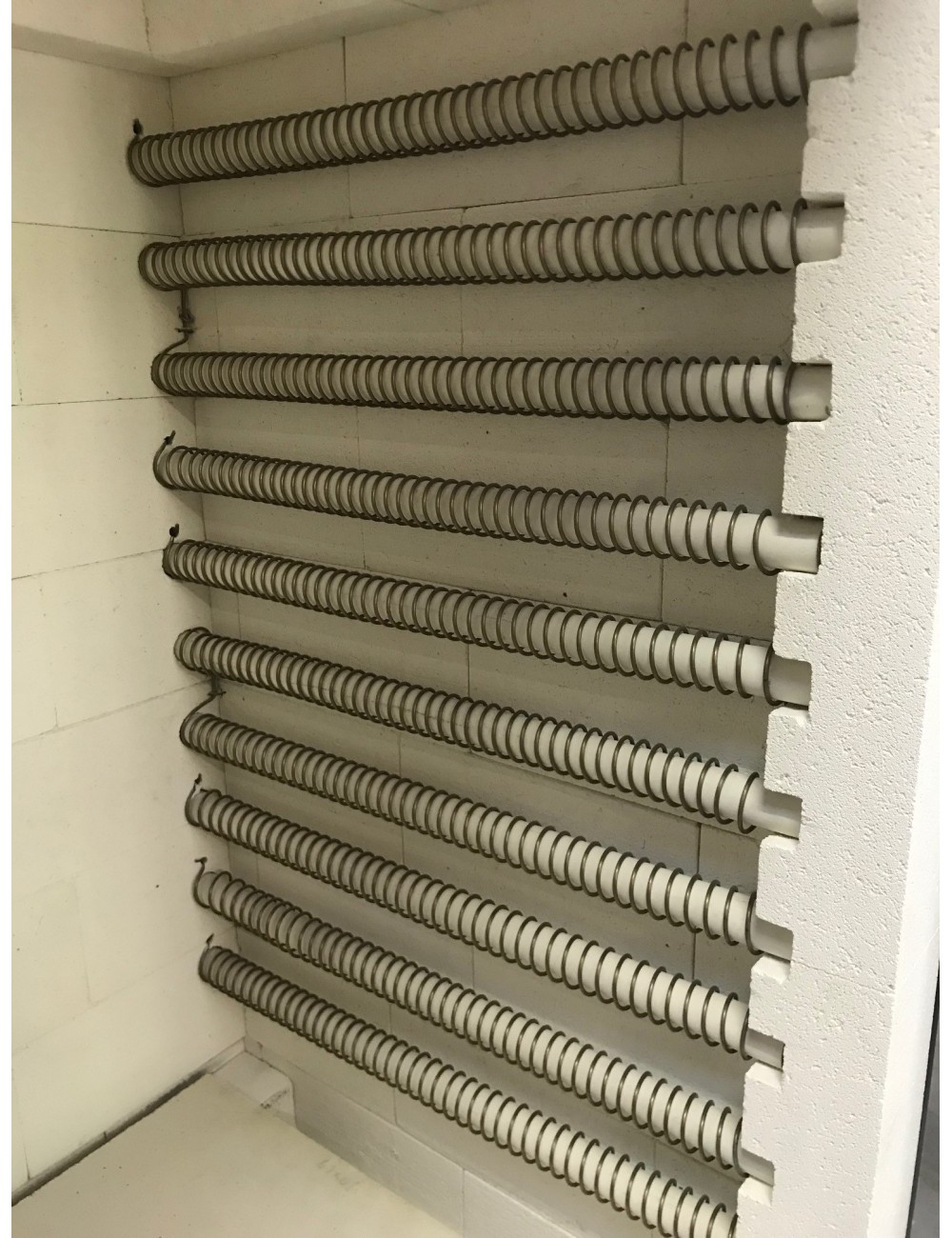 FOUR RSH.200 L-SUR PIEDS-3 FACES CHAUFFANTES 1320°C